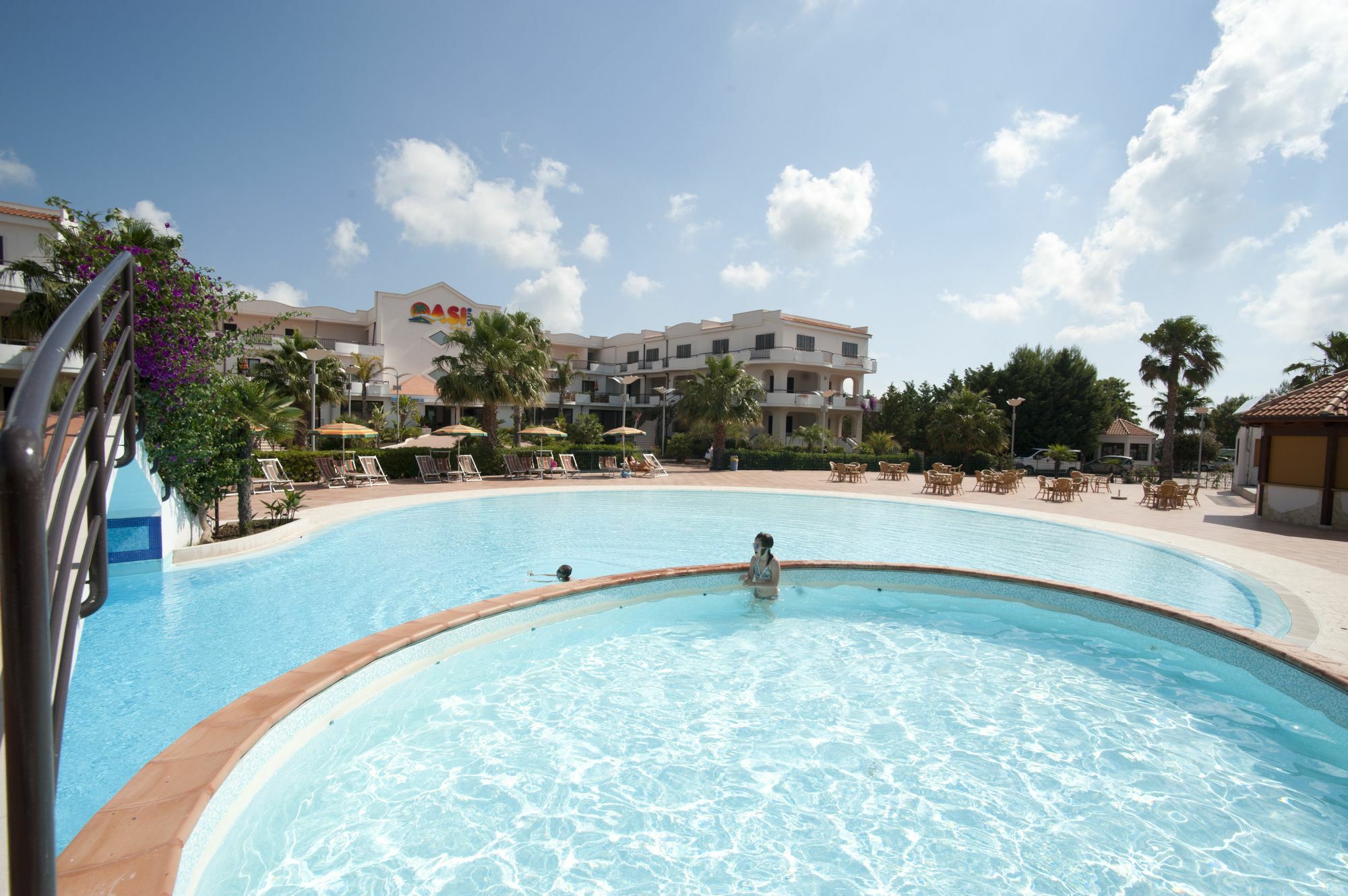 Oasiclub Hotel - Appartamenti Vieste Eksteriør billede